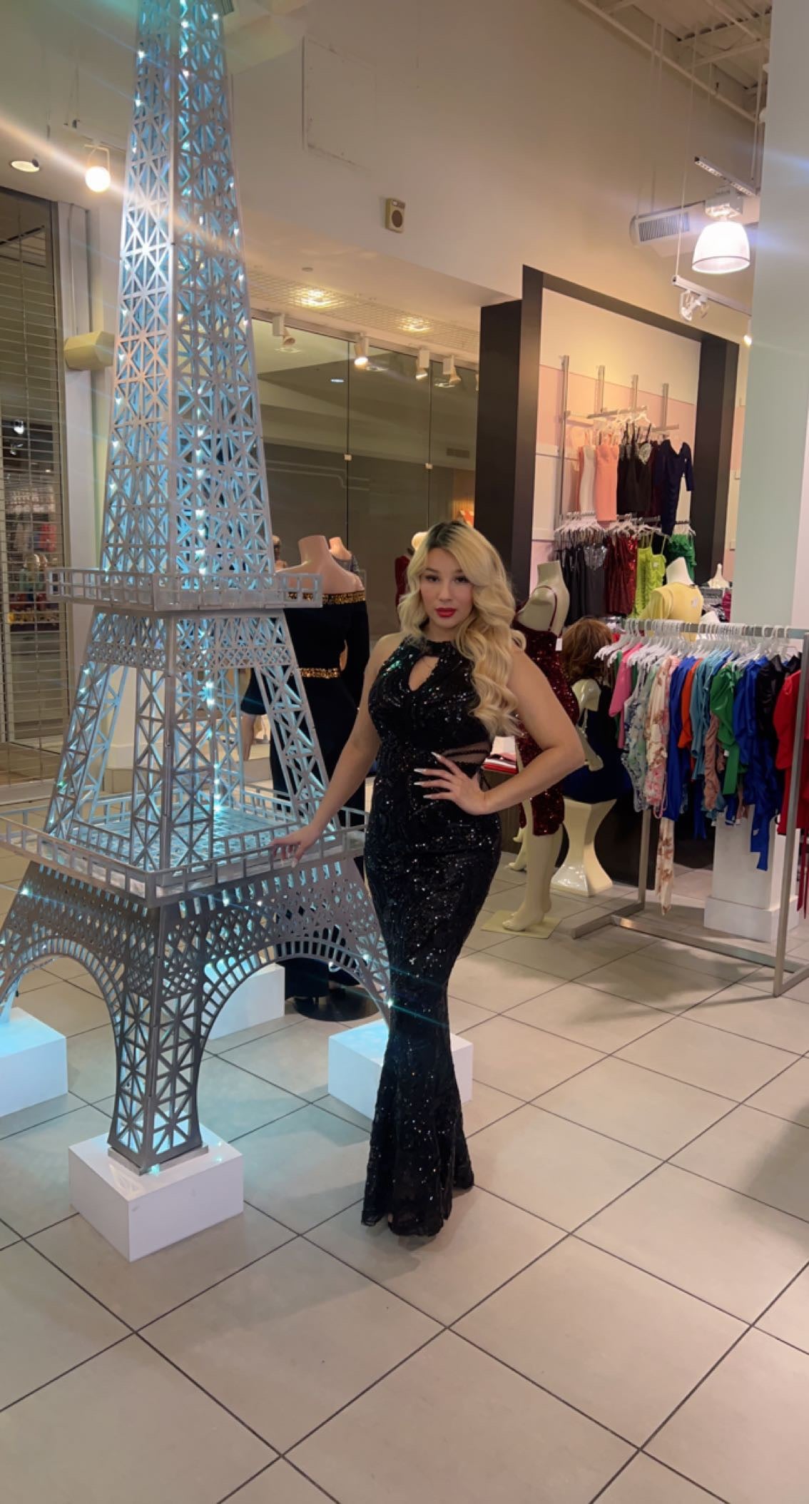 Vestido con Cuello