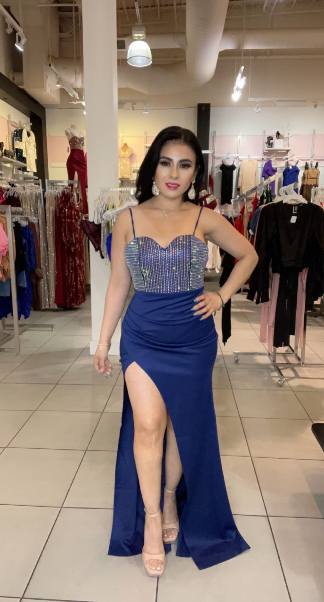 Vestido de Tirantes con Piedras