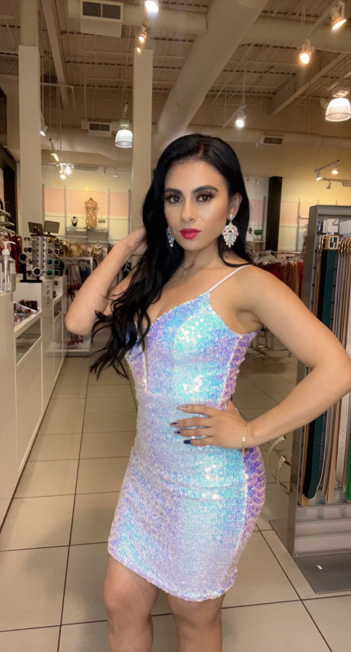 Vestido Corto de Tirantes