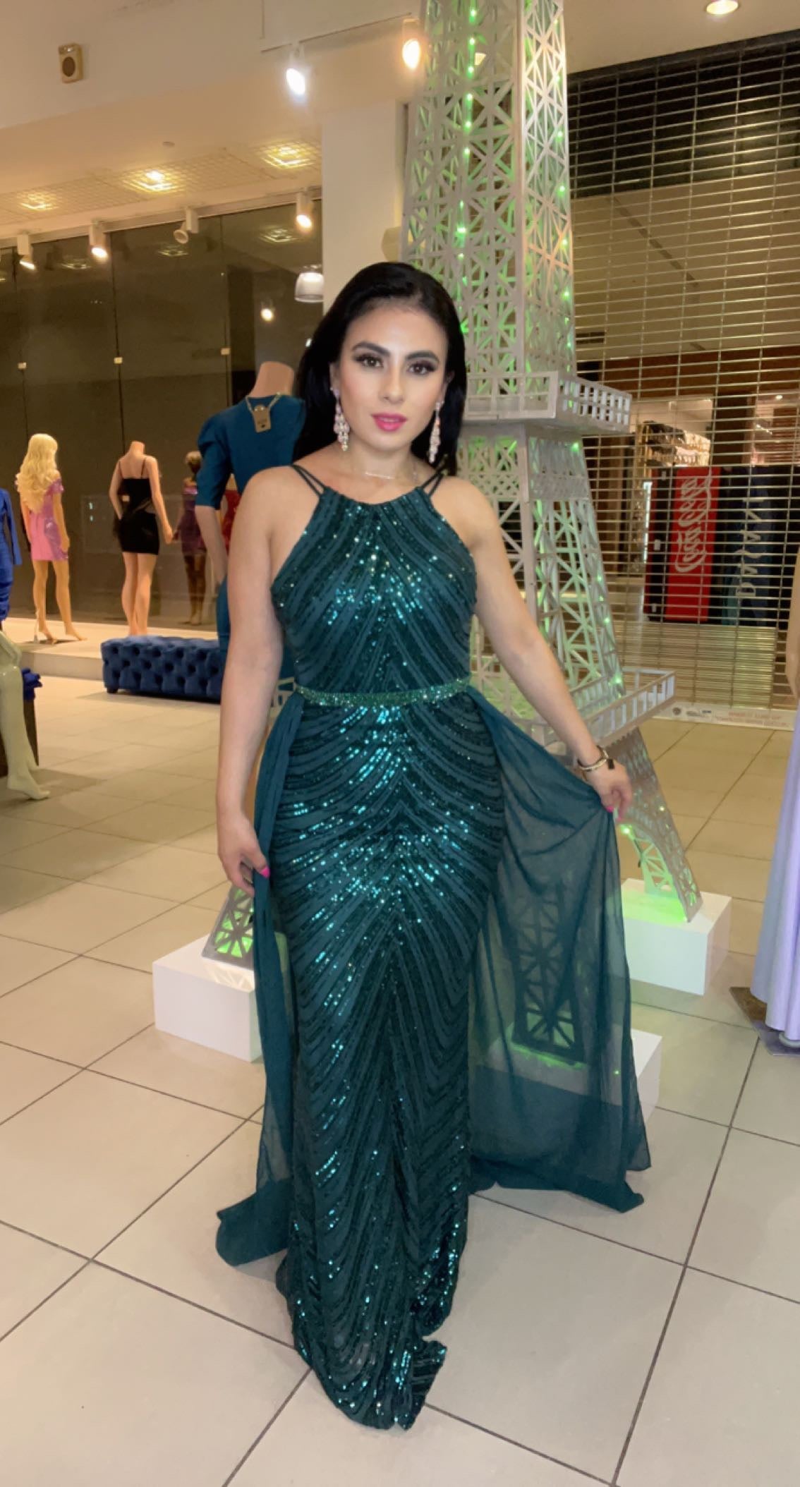 Vestido con Velo
