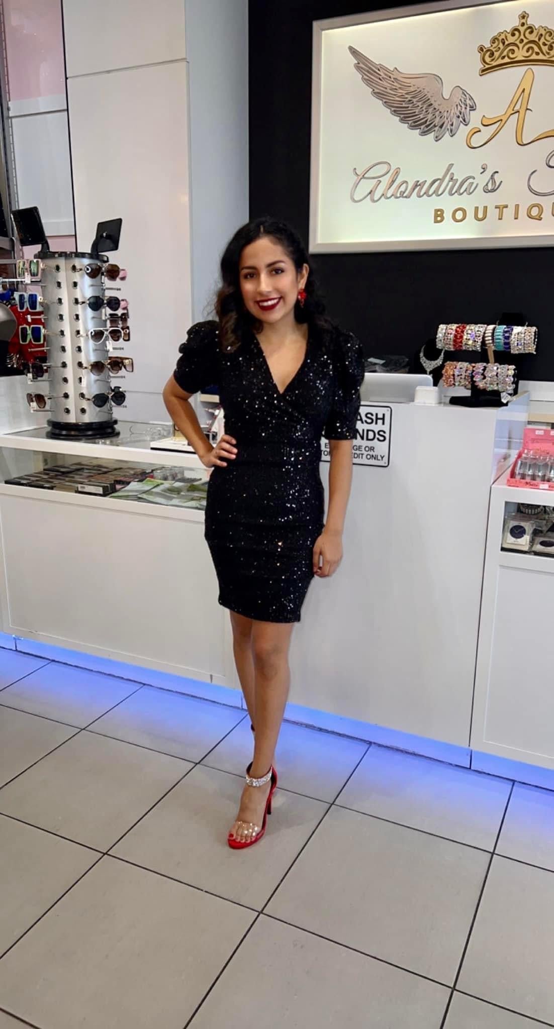 Vestido Corto con Manga de Princesa