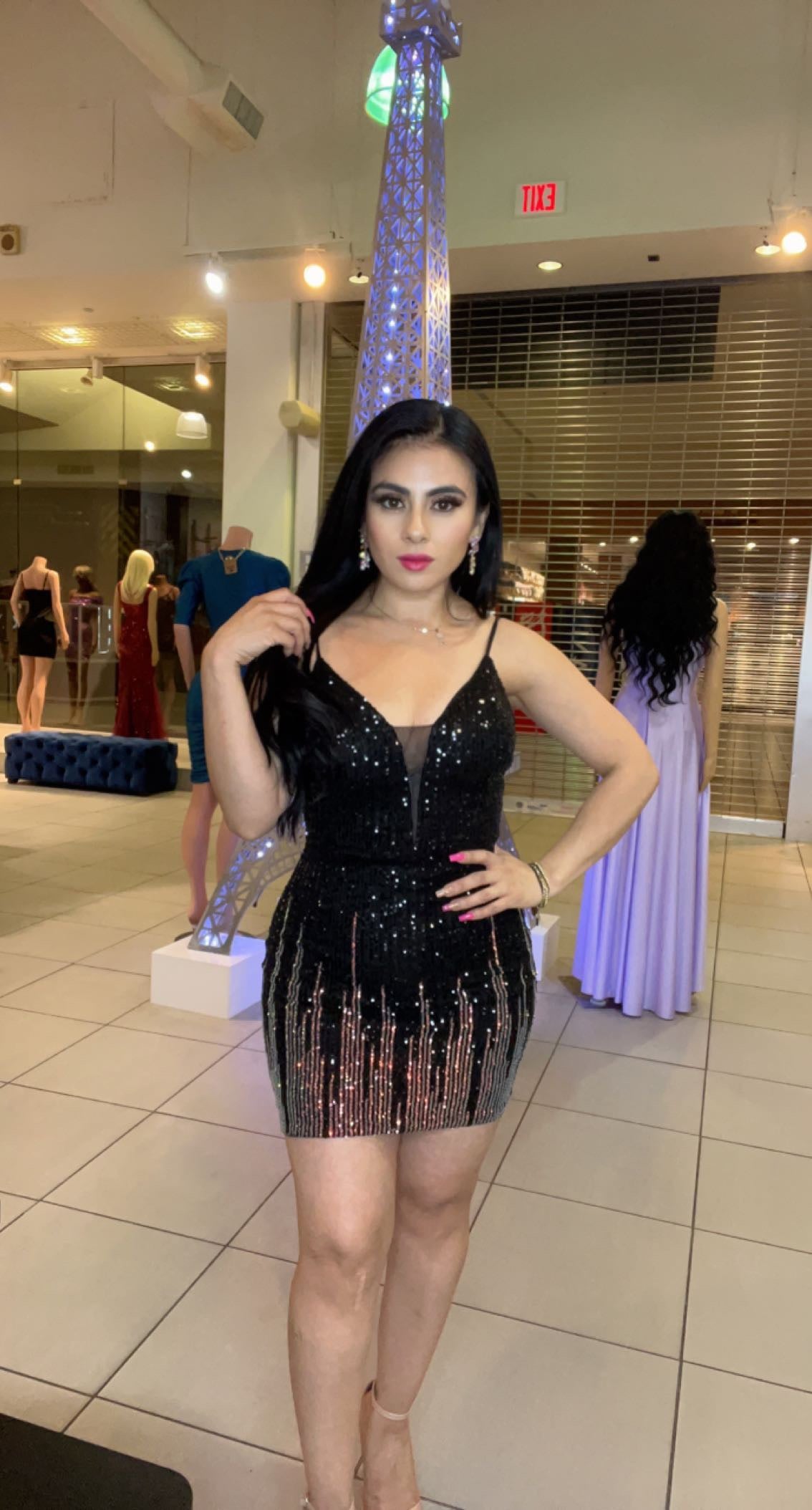Vestido Corto de Tirantes