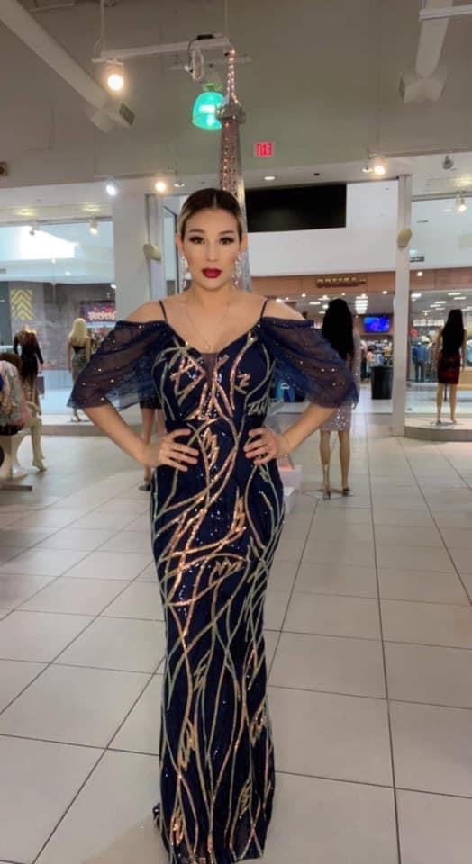 Vestido con Mangas de Velo